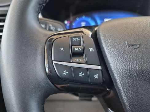 Used 2022 Ford Escape SEL w/ Technology Package AWD/4WD image 30