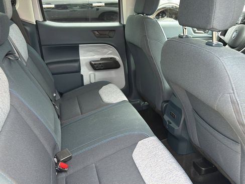 Used 2025 Ford Maverick XLT w/ Equipment Group 302A image 11