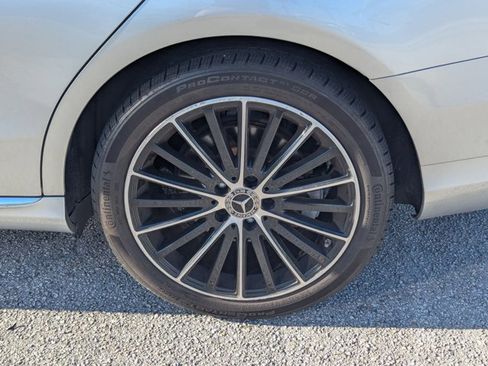 Used 2020 Mercedes-Benz C 300 Sedan image 8