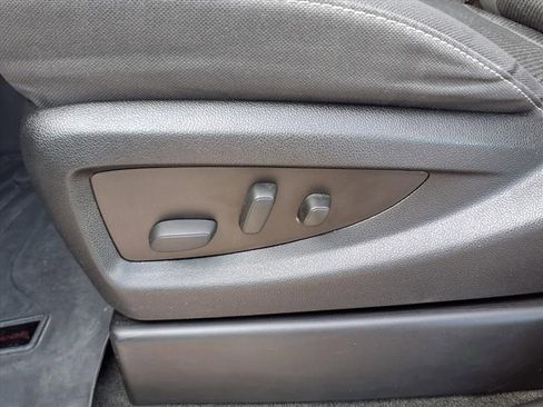 Used 2016 Chevrolet Silverado 3500 LT w/ LT Convenience Package image 21