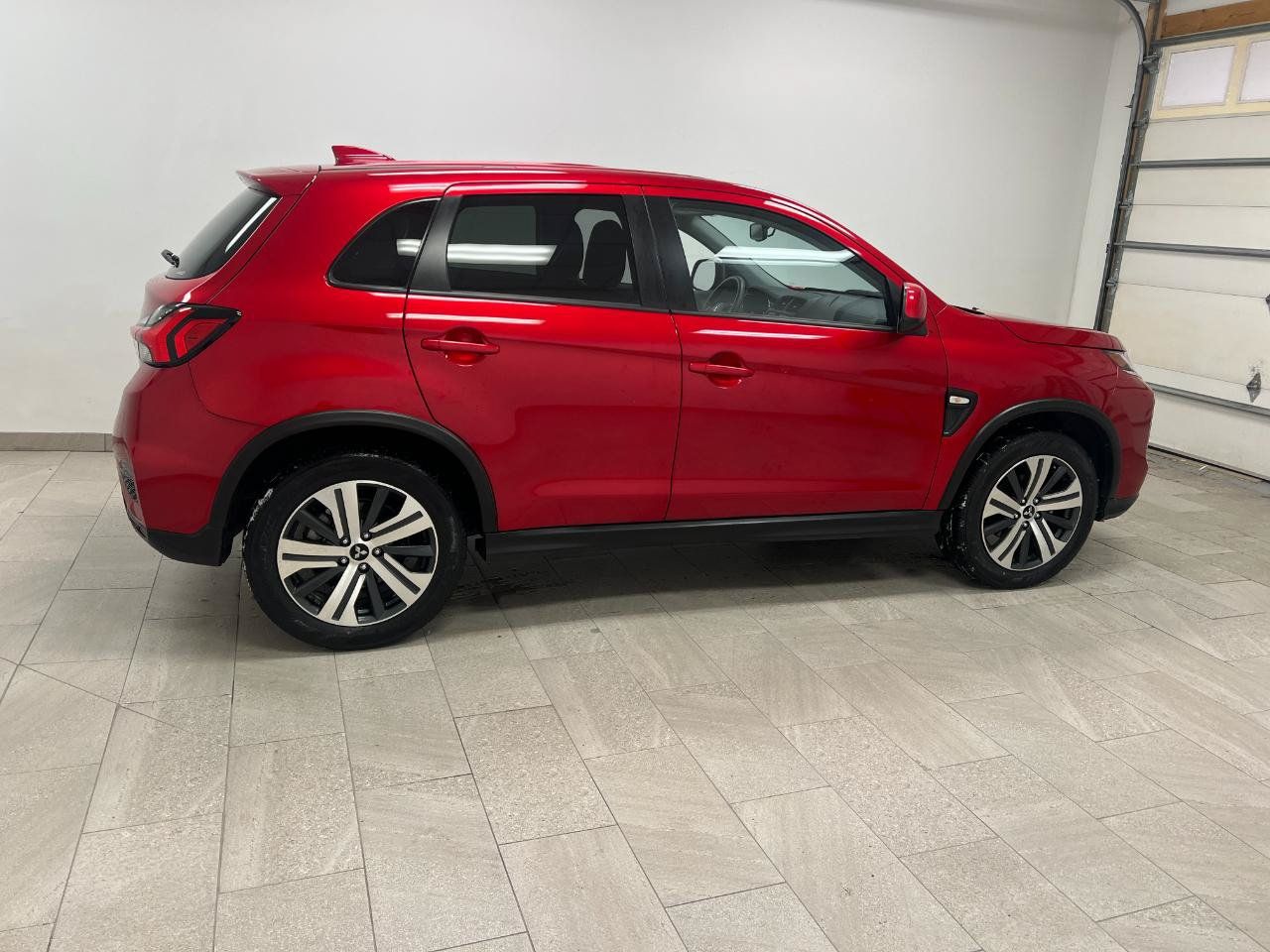Used 2024 Mitsubishi Outlander Sport AWD image 14