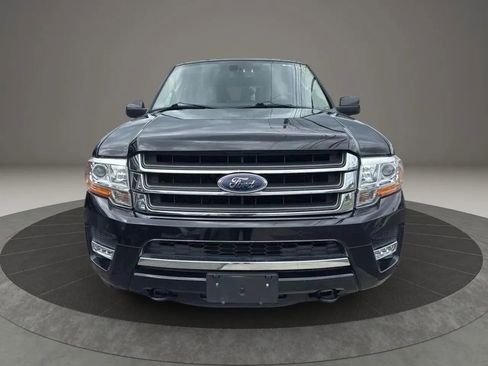Used 2017 Ford Expedition Limited AWD/4WD image 2