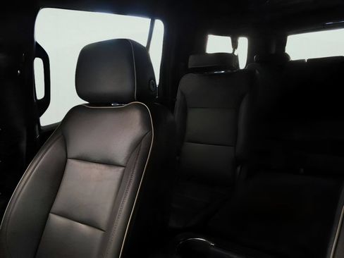 Used 2022 GMC Yukon XL SLT AWD/4WD image 56