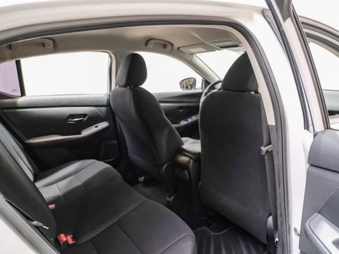 Used 2024 Nissan Sentra S image 39