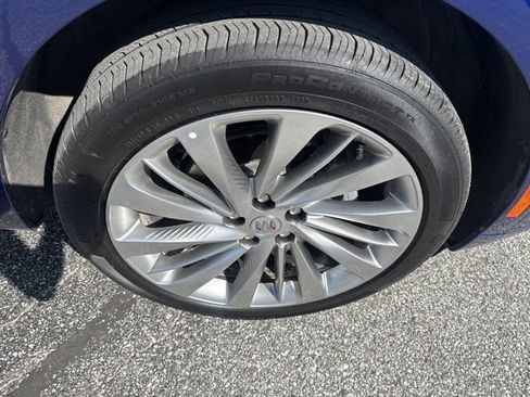 Certified 2024 Buick Envision Avenir AWD/4WD image 9