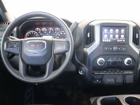 Used 2024 GMC Sierra 2500 Pro w/ Convenience Package RWD image 11