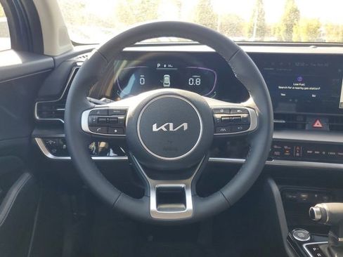 Certified 2025 Kia Sportage EX w/ Premium Package image 9