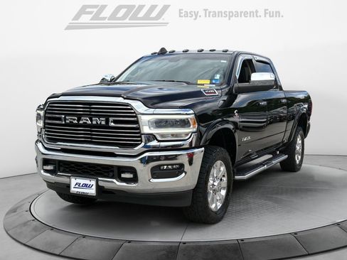 Used 2022 RAM 3500 Laramie AWD/4WD image 4