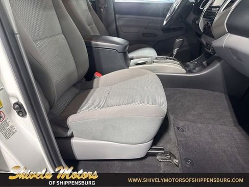 Used 2013 Toyota Tacoma 4x4 Double Cab w/ SR5 Pkg image 35