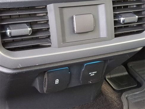 Used 2021 Ford F150 Lariat image 11