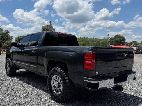Used 2019 Chevrolet Silverado 2500 LTZ w/ Duramax Plus Package AWD/4WD image 5