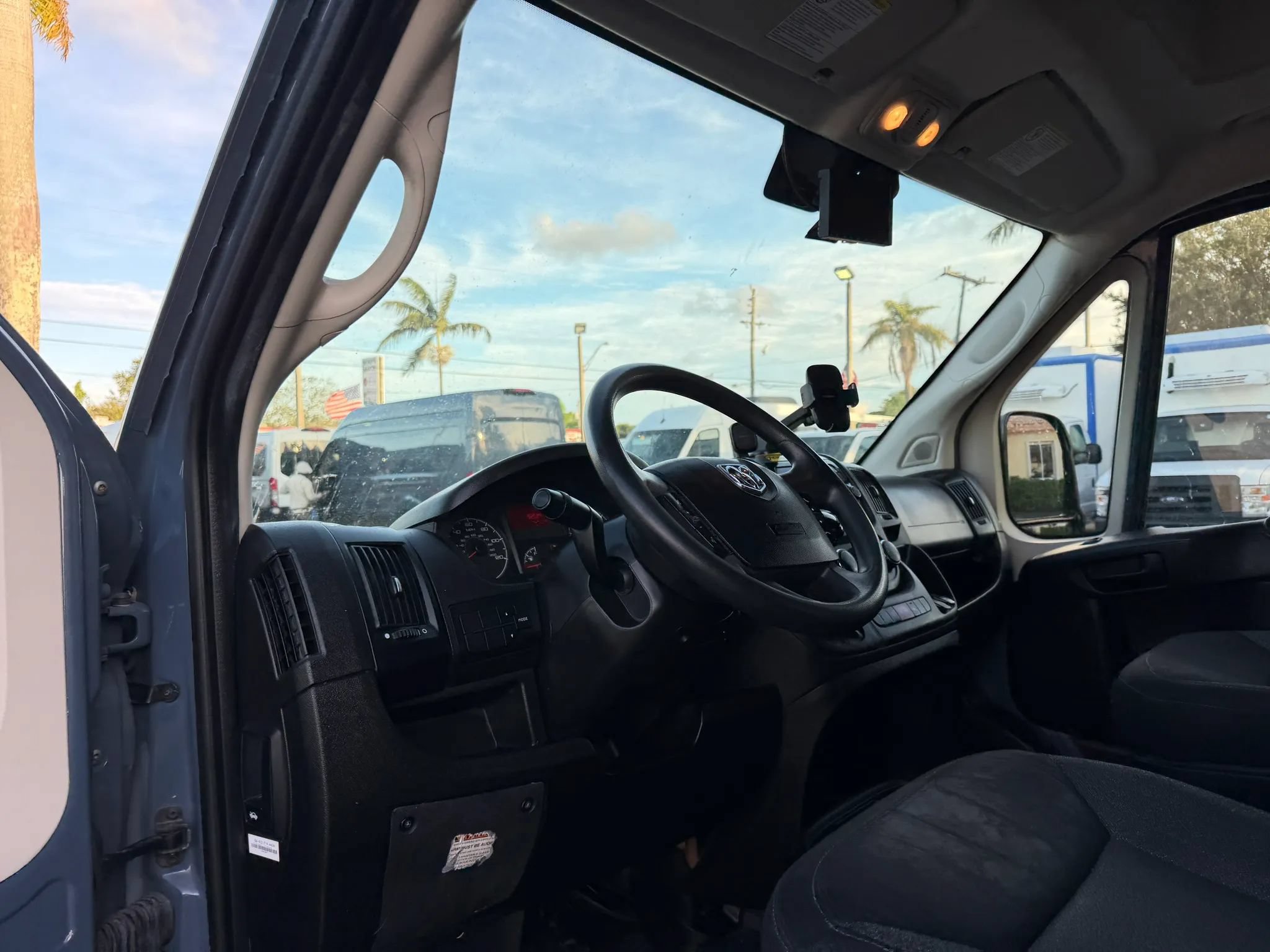 Used 2020 RAM ProMaster 3500 FWD image 11