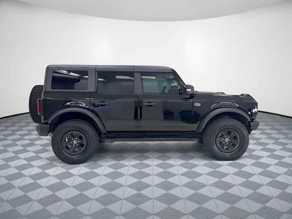 Certified 2024 Ford Bronco Wildtrak AWD/4WD image 8