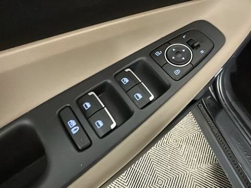 Certified 2023 Hyundai Santa Fe SE AWD/4WD image 10