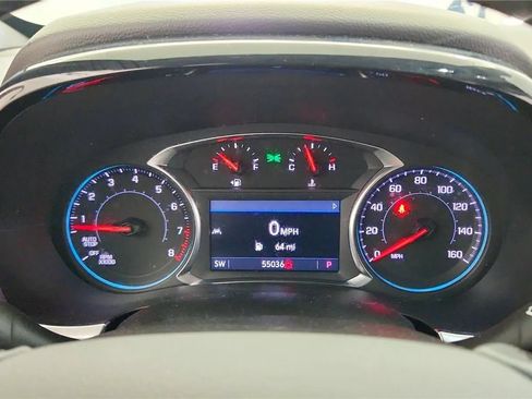 Used 2023 Chevrolet Traverse LT FWD image 23