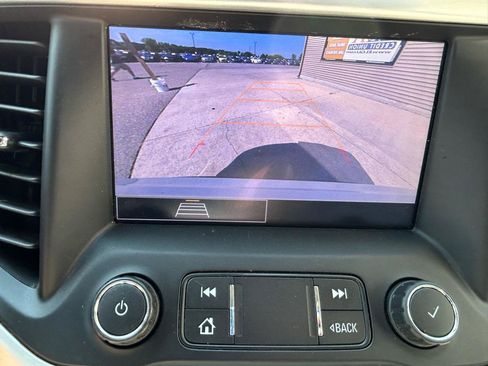 Used 2020 GMC Acadia SLT FWD image 24