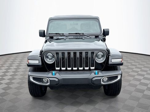 Used 2023 Jeep Wrangler Unlimited Sahara AWD/4WD image 2
