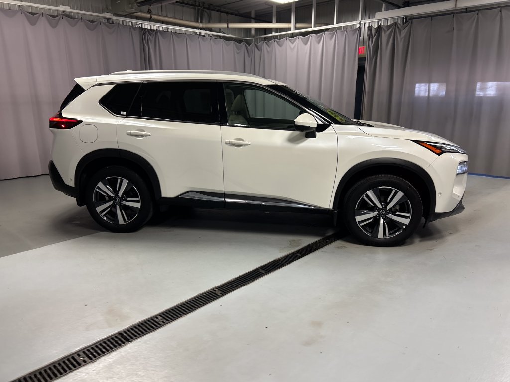 Used 2023 Nissan Rogue SL w/ SL Premium Package AWD/4WD image 8