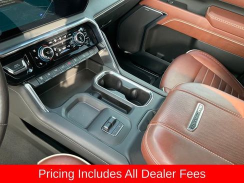 Used 2025 GMC Sierra 2500 Denali Ultimate AWD/4WD image 17