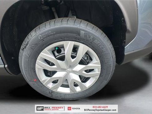 New 2026 Toyota Corolla Cross L image 18