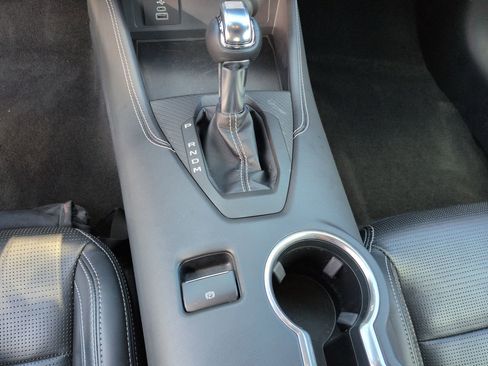 Used 2025 Ford Mustang GT Premium RWD image 17