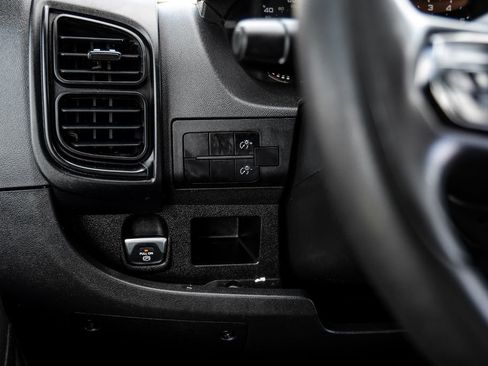 Used 2023 RAM ProMaster 2500 FWD image 24