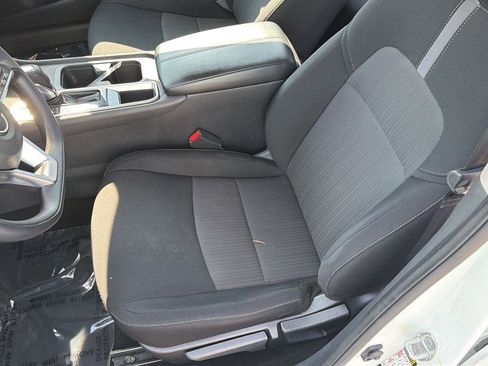 Used 2024 Nissan Sentra SV FWD image 29