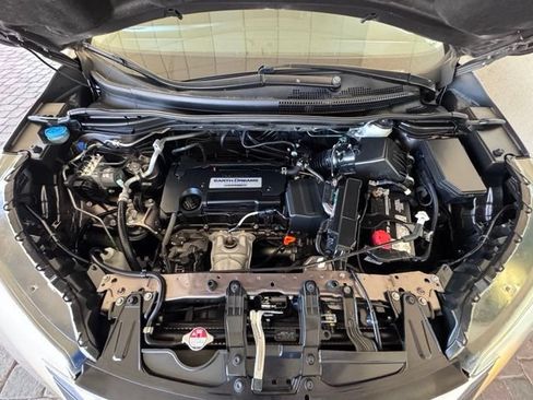 Used 2015 Honda CR-V LX image 19