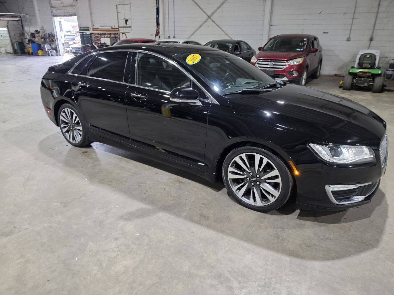 Used 2017 Lincoln MKZ Reserve w/ Climate Package FWD image 17
