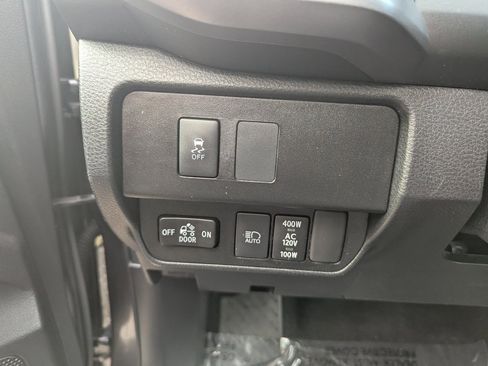 Used 2022 Toyota Tacoma TRD Off-Road image 14