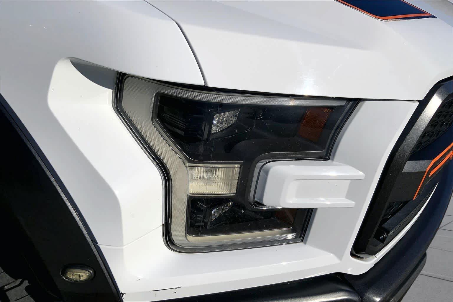 Used 2017 Ford F150 Raptor w/ Equipment Group 802A Luxury AWD/4WD image 27