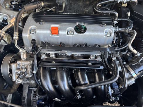 Used 2010 Honda Accord EX-L image 10