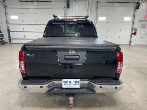 Used 2015 Nissan Frontier PRO-4X AWD/4WD image 6
