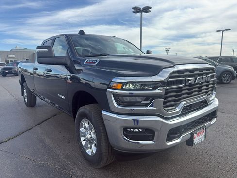 New 2026 RAM 3500 Big Horn AWD/4WD image 3
