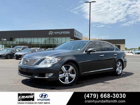 Used 2010 Lexus LS 460 w/ Comfort Pkg RWD image 1