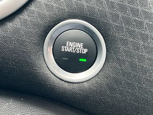 Used 2025 Chevrolet Malibu LT FWD image 27
