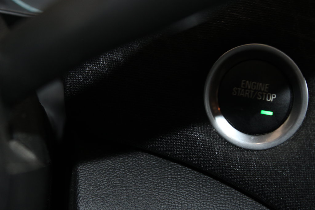 Used 2024 Chevrolet Malibu RS FWD image 23