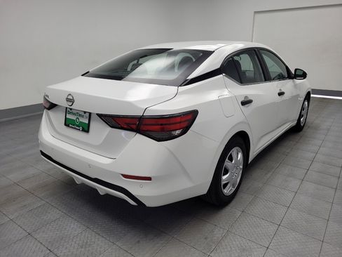 Used 2024 Nissan Sentra S FWD image 9