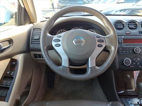 Used 2010 Nissan Altima 2.5 S w/ Convenience Pkg image 5