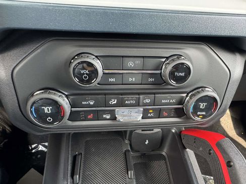 New 2026 Ford Bronco Heritage Edition AWD/4WD image 27