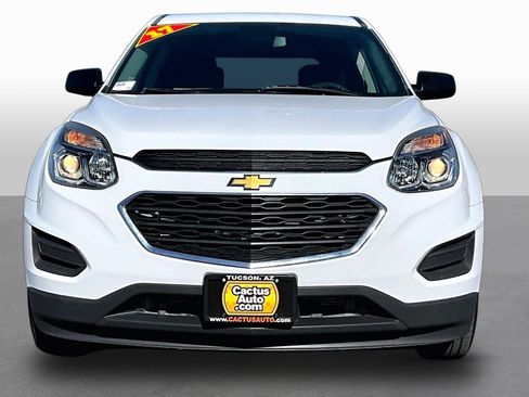 Used 2017 Chevrolet Equinox LS AWD/4WD image 3