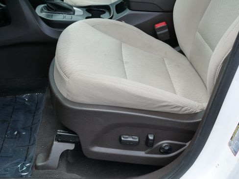 Used 2017 Hyundai Santa Fe Sport FWD image 13