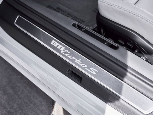 Used 2025 Porsche 911 Turbo S image 34