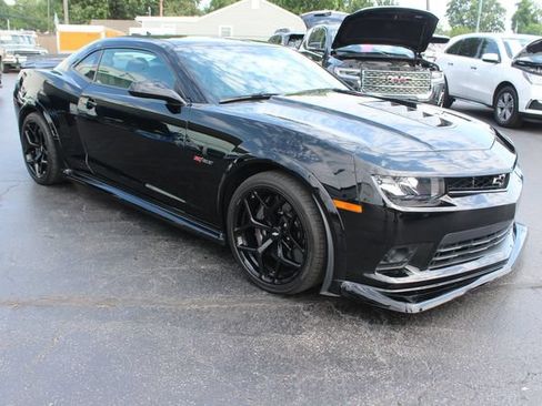 Used 2014 Chevrolet Camaro Z/28 RWD image 9