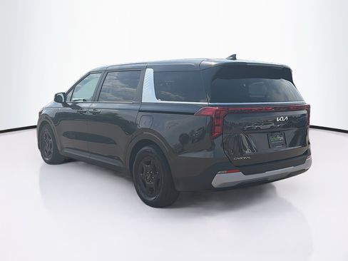 Used 2026 Kia Carnival FWD image 5