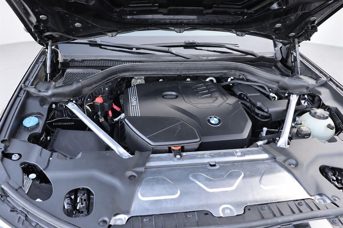 Used 2022 BMW X4 xDrive30i AWD/4WD image 45