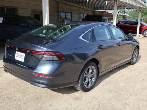 Used 2024 Honda Accord EX image 7