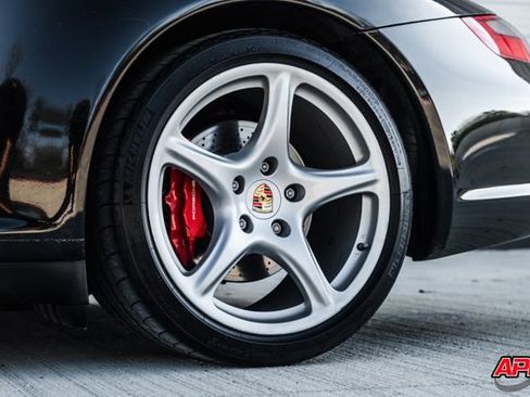 Used 2006 Porsche 911 Carrera 4S AWD/4WD image 39