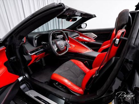 Used 2025 Chevrolet Corvette Z06 w/ Z07 Performance Package RWD image 31