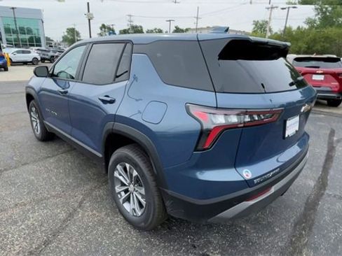 New 2026 Chevrolet Equinox LT w/ Convenience Package II image 8